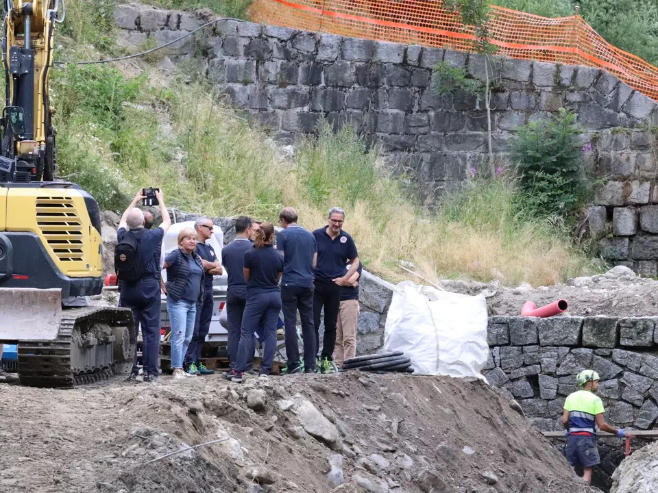 BaustellenbesichtigungTerentnerBachGruppe-FotoMajaClara