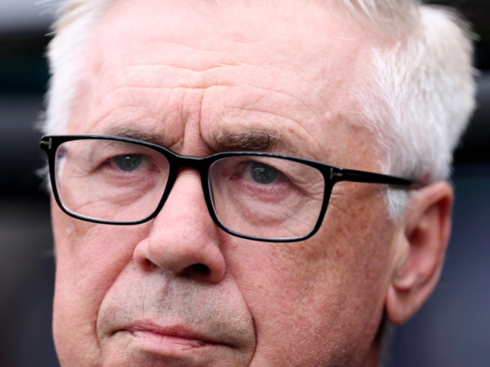 Carlo Ancelotti arbeitet an einer Verjüngung der \