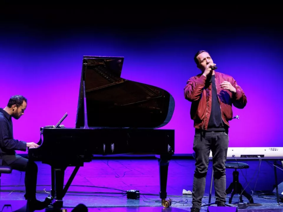 Danger Dan (re.) und Igor Levit (li.) beim Ersatzkonzert