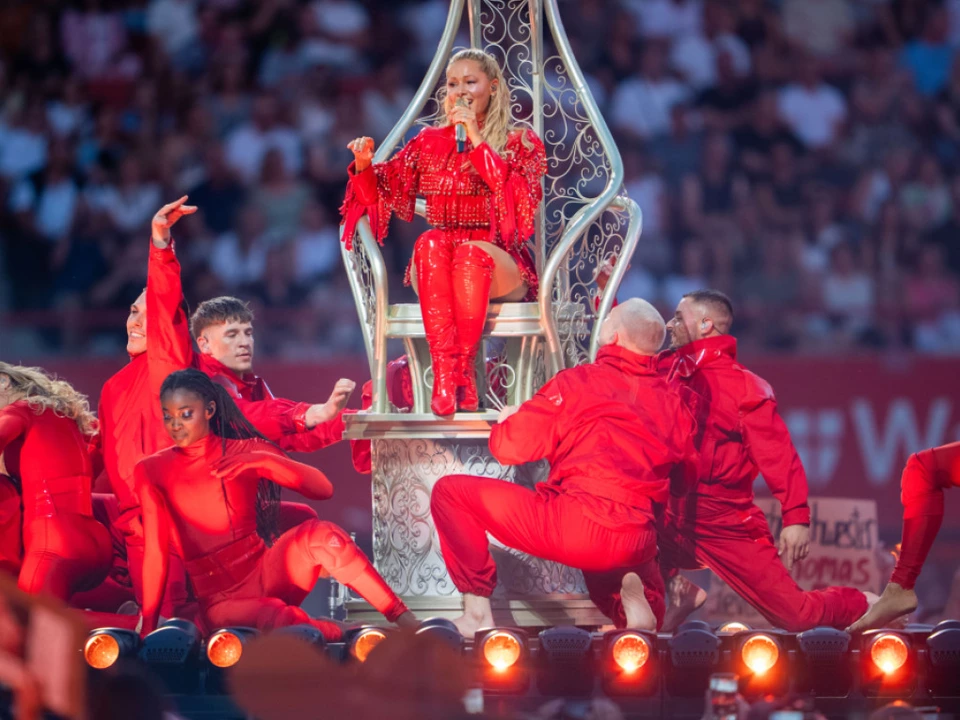 Helene Fischer in Wien: Schlagerpop-Spektakel mit Mini-Panne