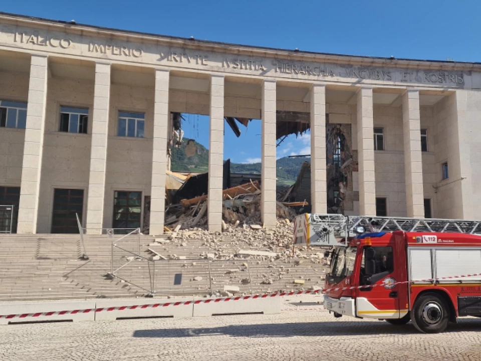 Ein Gutteil des Gerichtsgebäudes fiel in sich zusammen