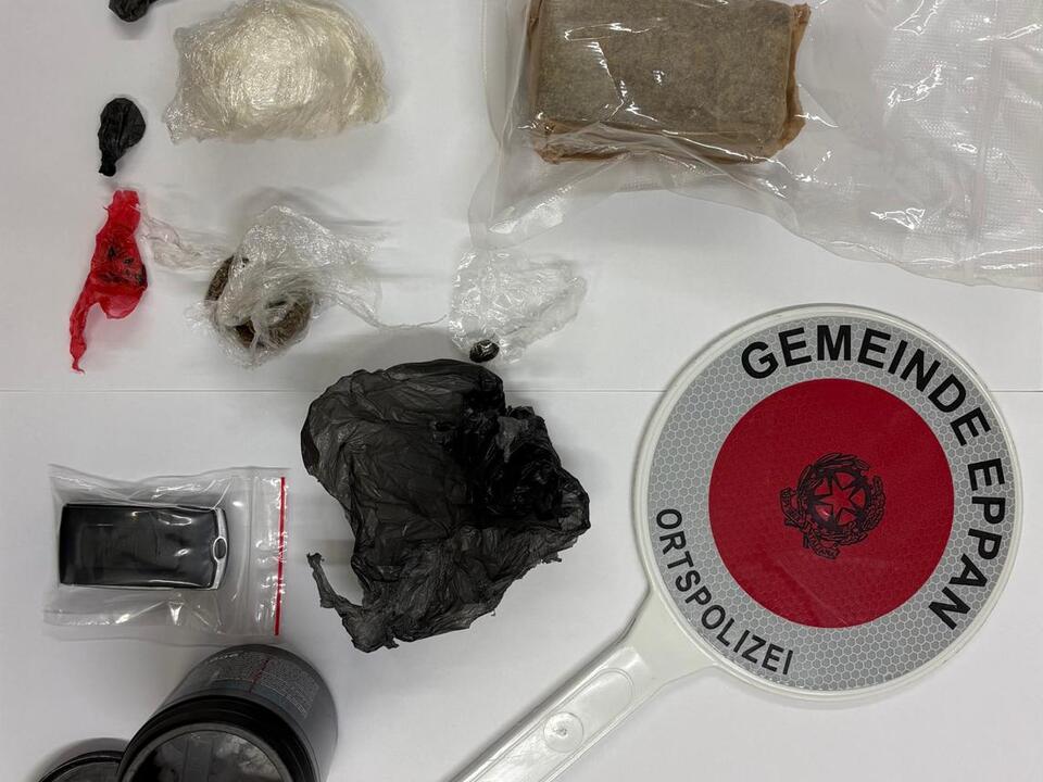 Verkehrskontrolle-f-hrt-zur-Festnahme-von-mutma-lichem-Dealer