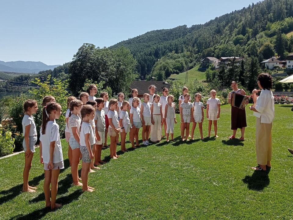 Tanzen-singen-lachen
