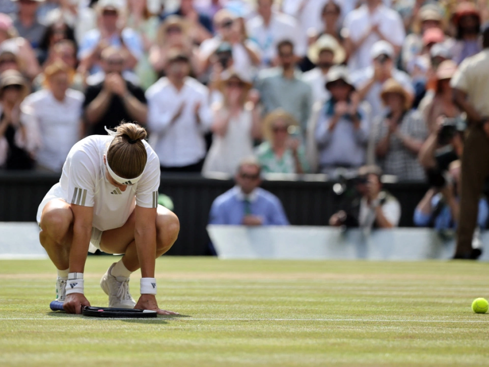 Muchova schickt sich an, Wimbledon-Siegerin zu werden