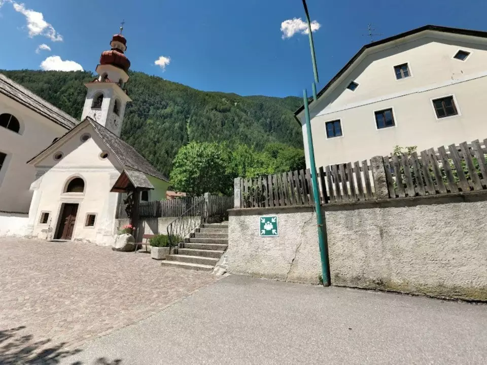 UttenheimPfarrkirchewidum