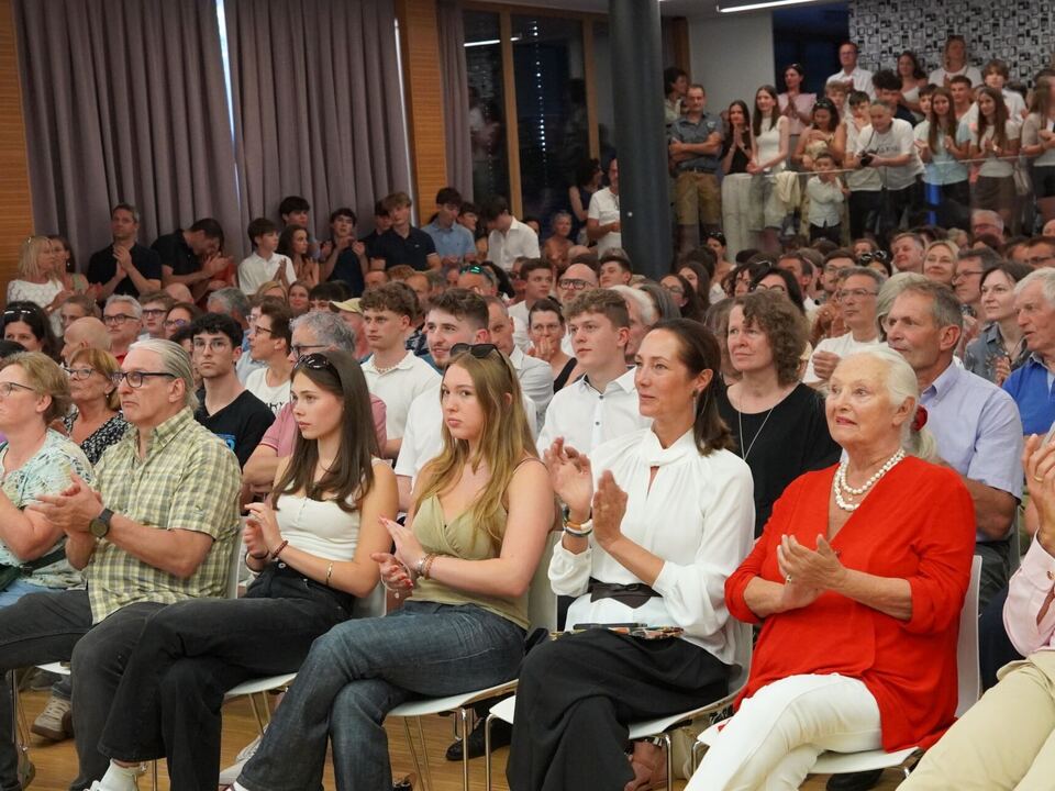 Abschied-mit-Musik-Erinnerungen-und-Zuversicht