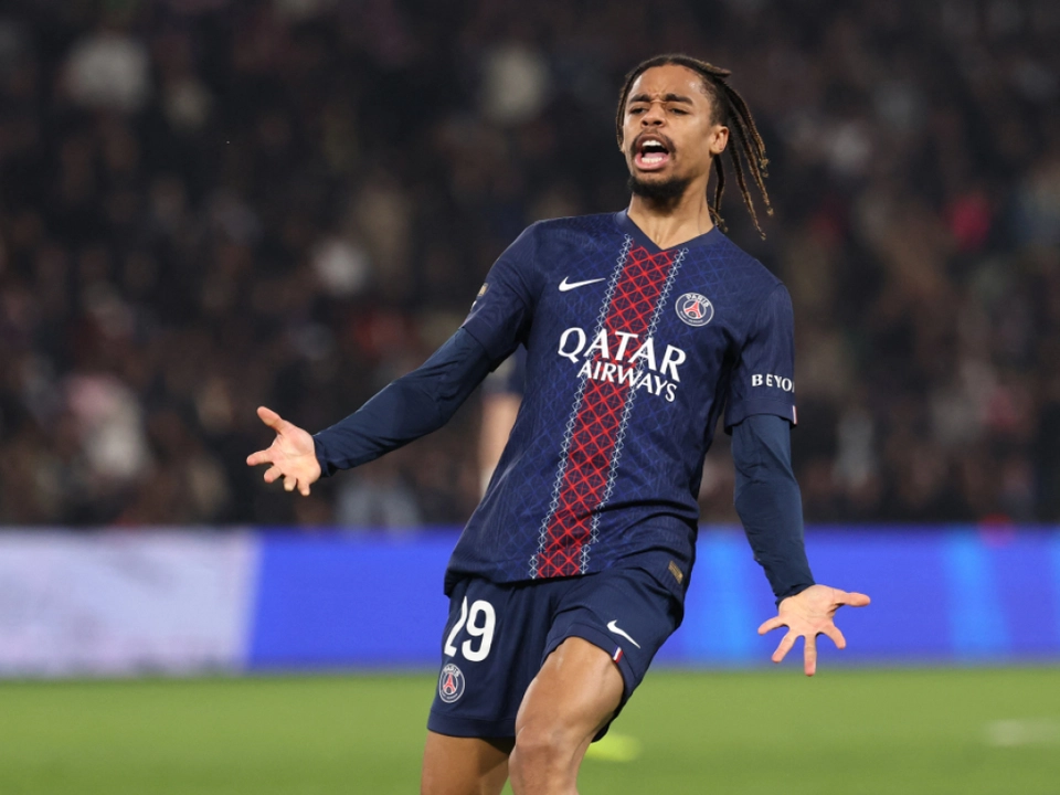 Barcola wechselt nach England