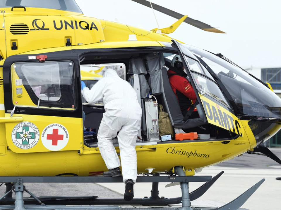 Der ÖAMTC-Rettungshubschrauber brachte ihn ins LKH Graz