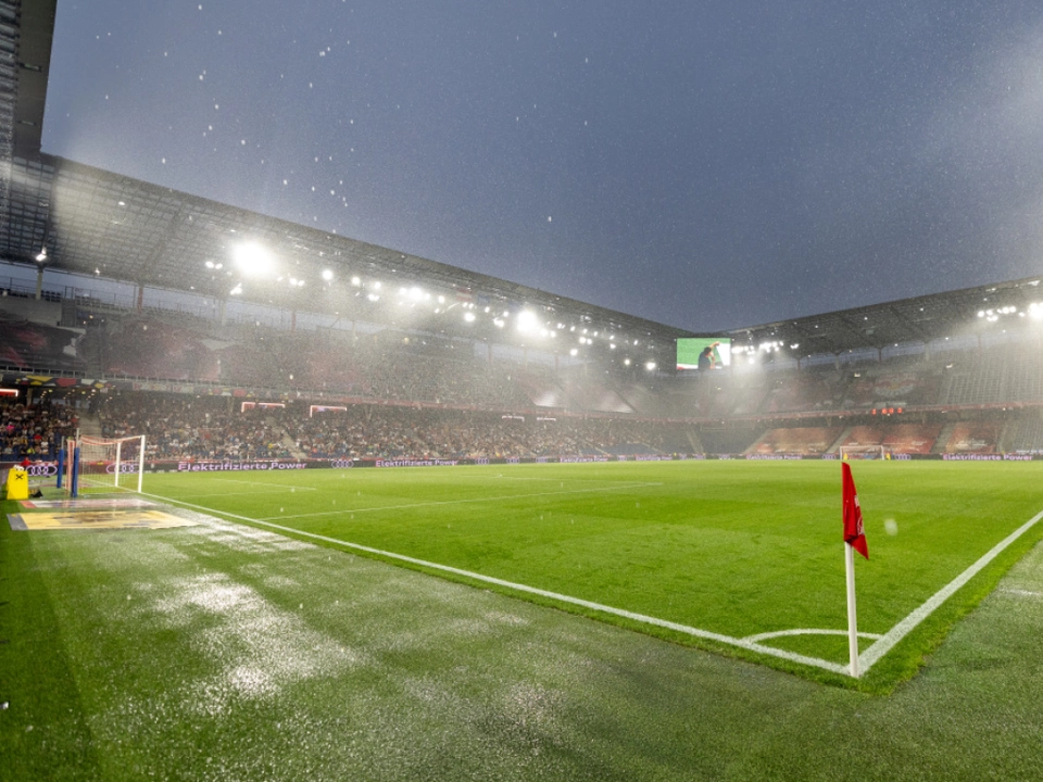 Der Regen macht dem Rasen zu schaffen