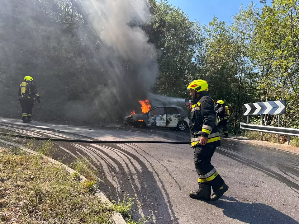 Fahrzeugbrand 2