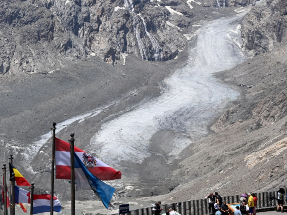 Gletscher in den Alpen schmelzen rapide weiter