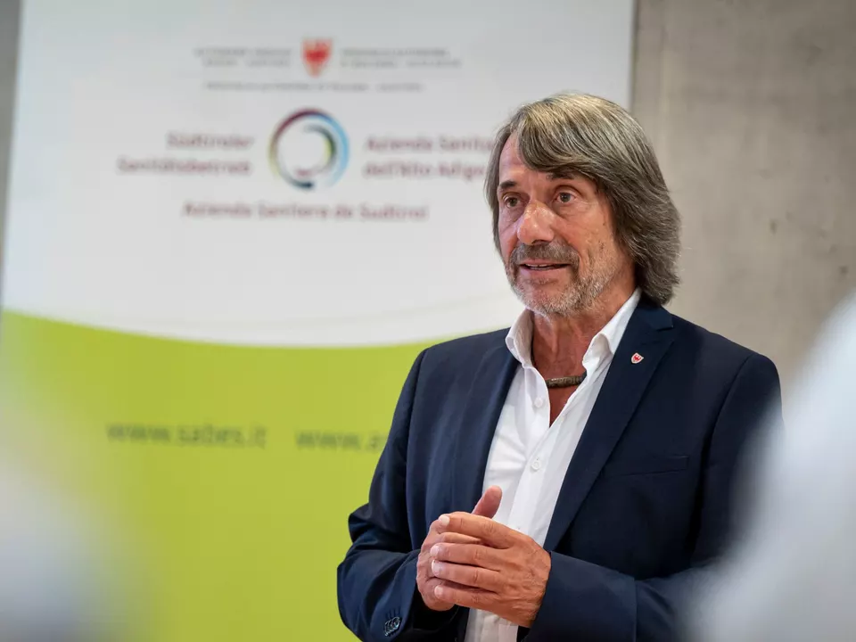 Hubert Messner_Gesundheit_Gesundheitsvorsorge_Krankenhaus_AKD_FB