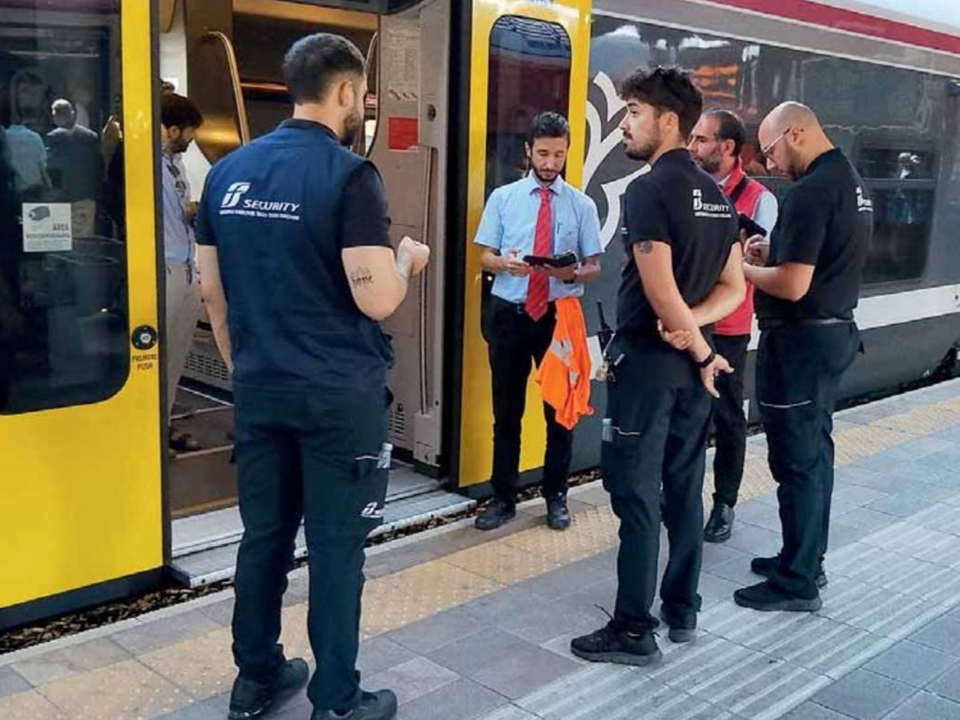 Trenitalia Sicherheit Zugbegleiter