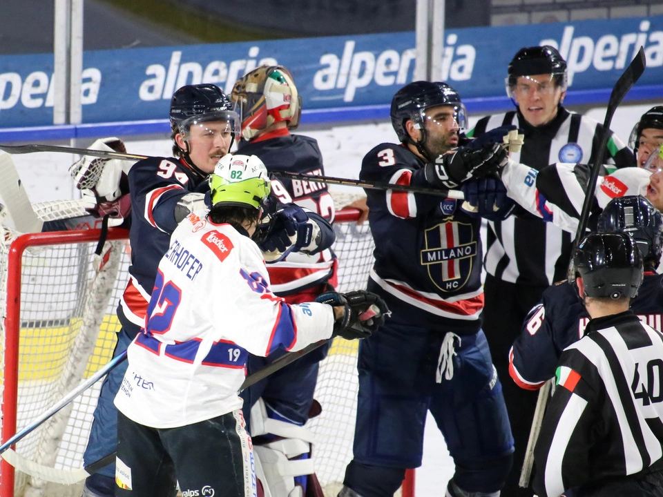 Spielszene-azione_di_gioco_3_Rittner_Buam_SkyAlps-Milano_Hockey_Club_21_08_26_Credits_Serena_Fantini