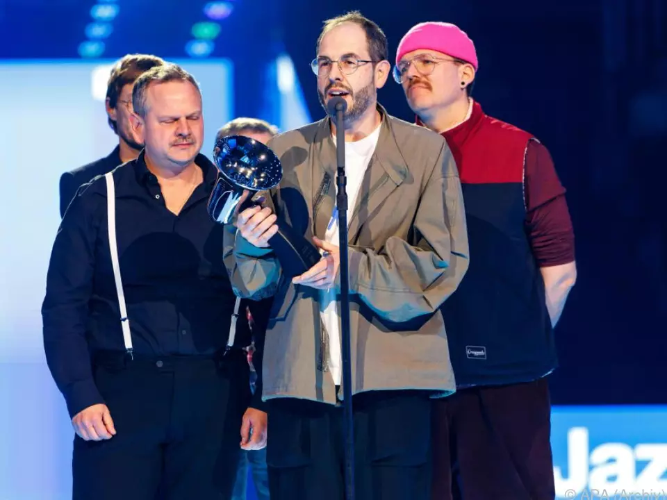 5/8erl in Ehr\'n bei der Verleihung des Amadeus Awards im März