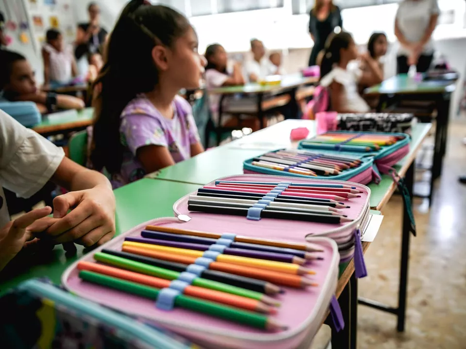 Unterricht, Schule, Ausländische Schüler, Avvio nuovo anno scolastico con l\'inaugurazione della scuola primaria Pestalozzi riqualificata con fondi PNRR. Torino, 14 settembre 2026 athesiadruck2_20260914201244920_7b3c05cbfcccc684e50a77a57b6a0cbf