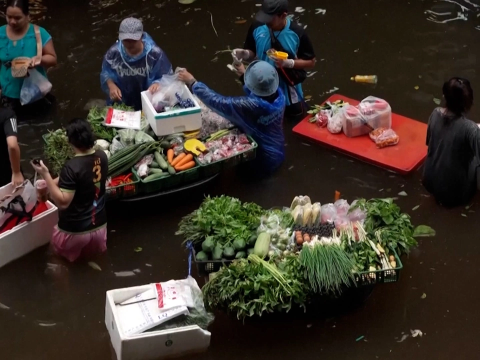 Bangkok: Überschwemmungen nach Dauerregen