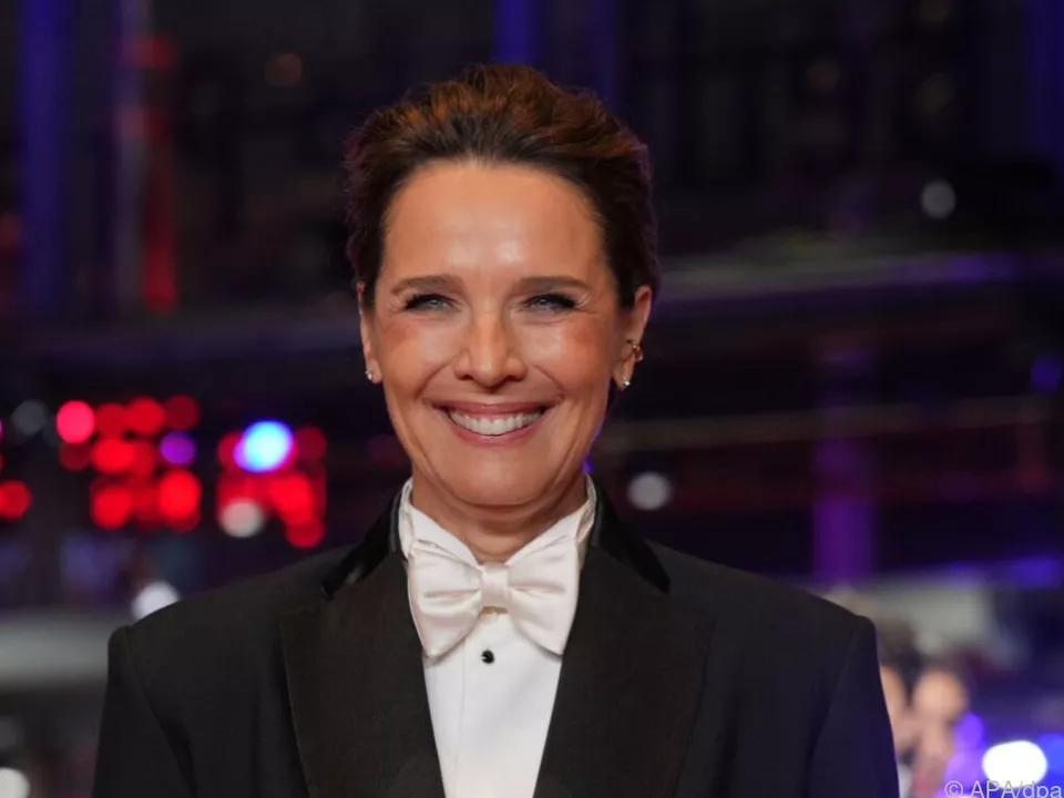Désirée Nosbusch erholt sich von gebrochenem Arm