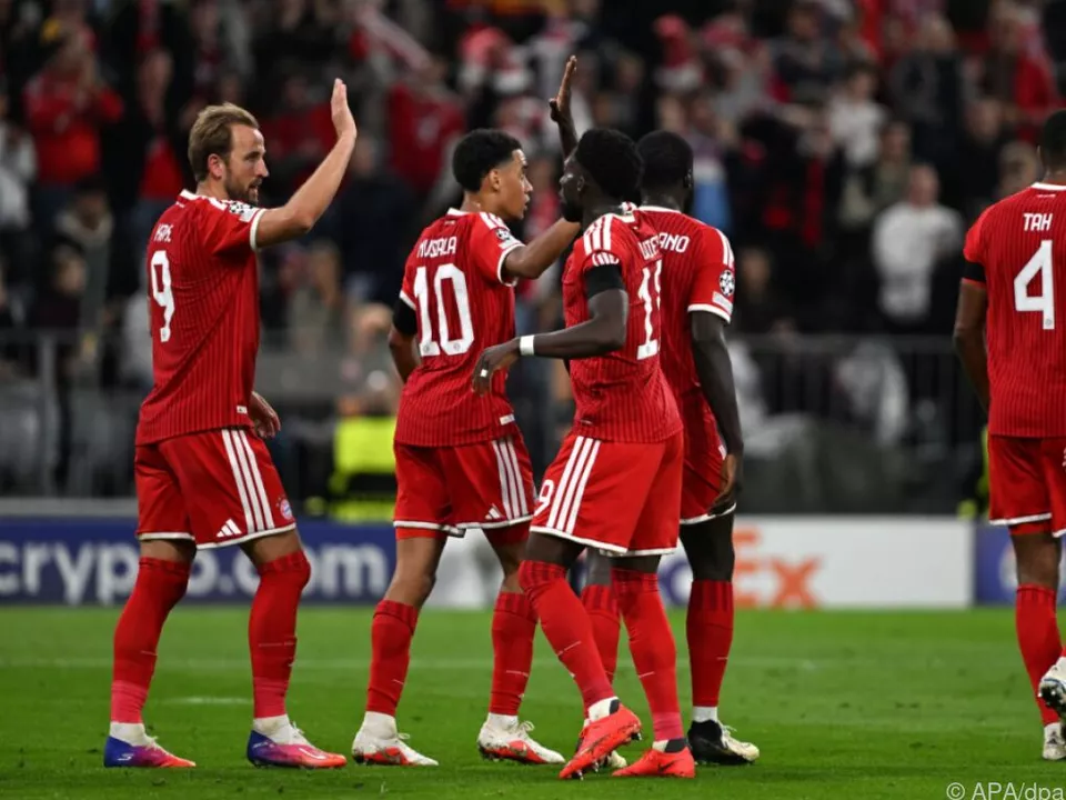 Die Bayern freuten sich für einen klaren Heimsieg