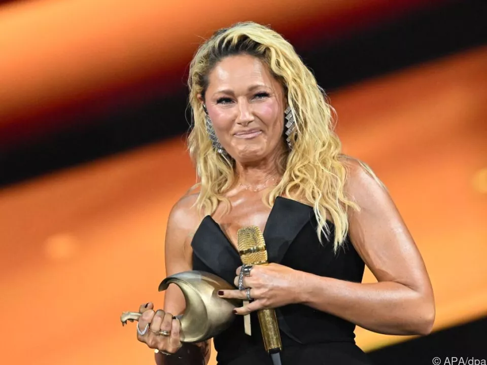 Helene Fischer mit ihrer neunten Goldenen Henne