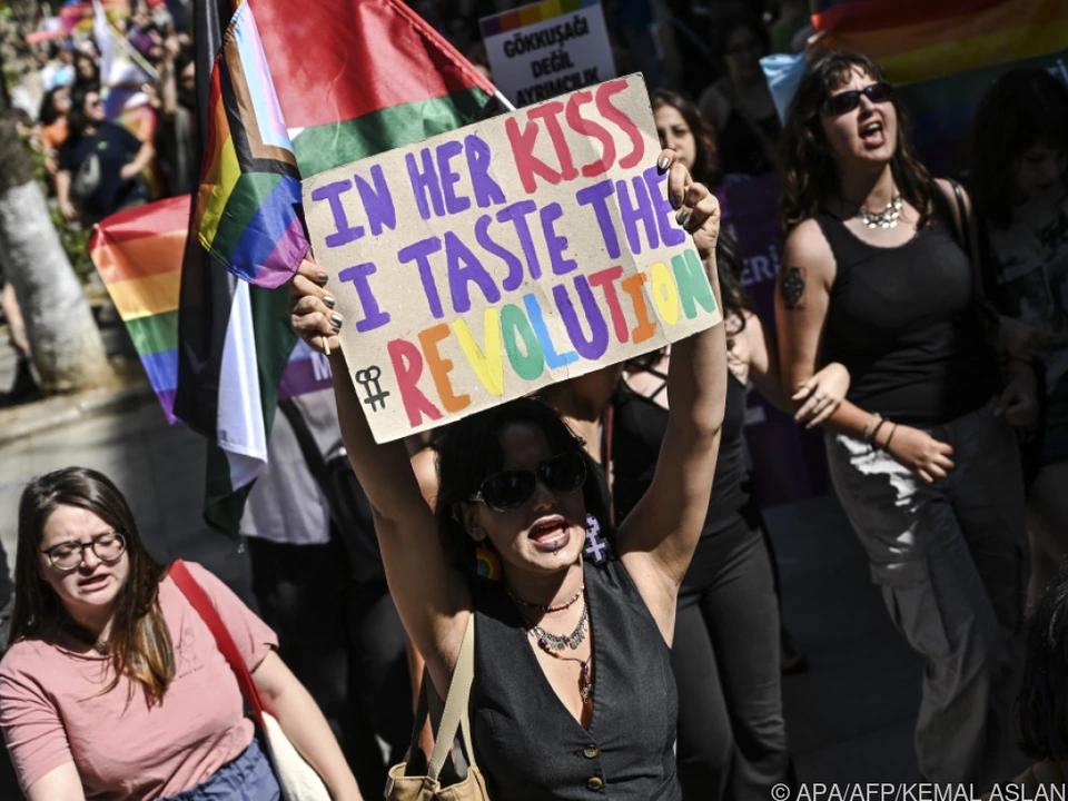 Homosexuelle in der Türkei geraten mehr und mehr unter Druck
