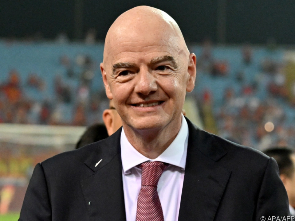 Infantino kandidiert erneut