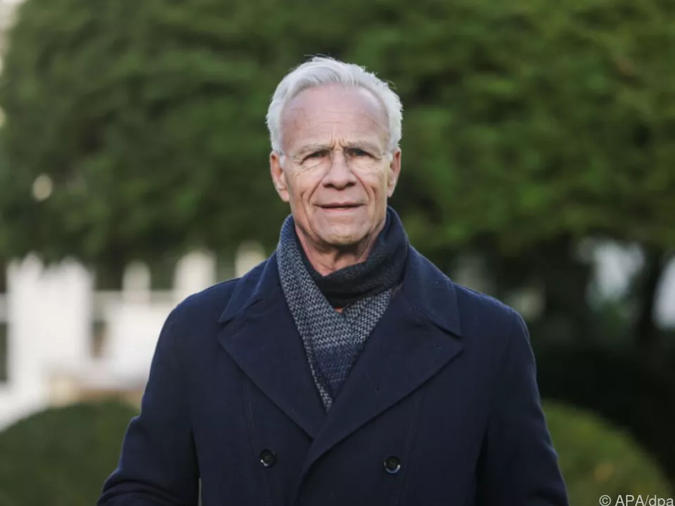 Klaus Behrendt: 100 \
