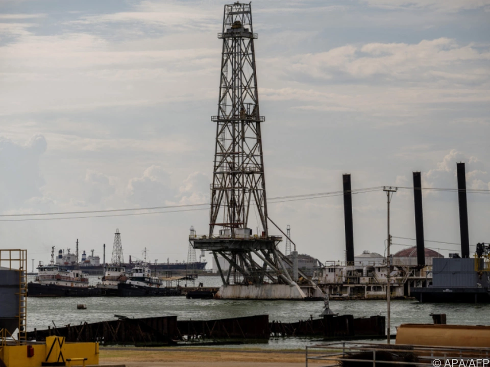 Konzerne wie Chevron, General Electric und Eni unterzeichnen Abkommen