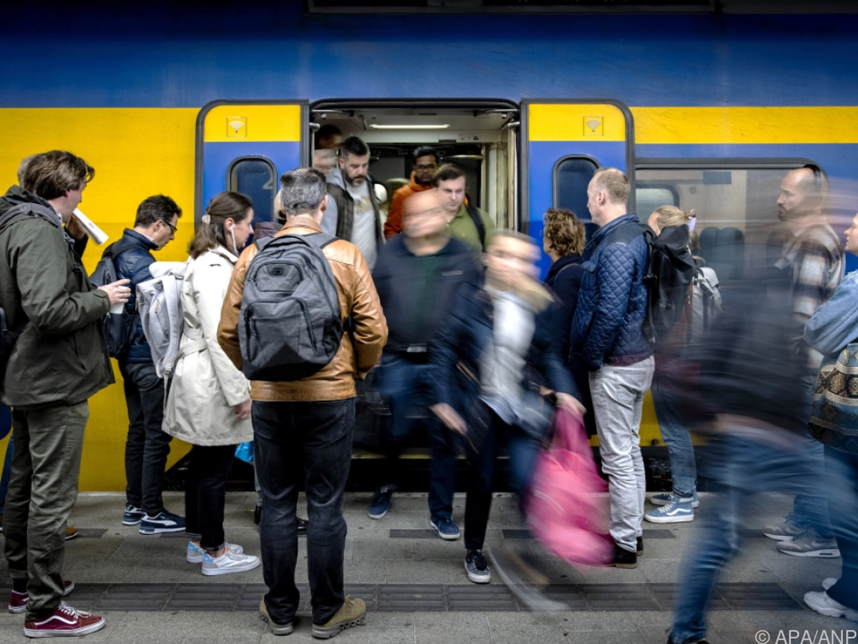 Mutmaßliche Sabotage sorgt für Verkehrsbehinderungen (Archivbild)
