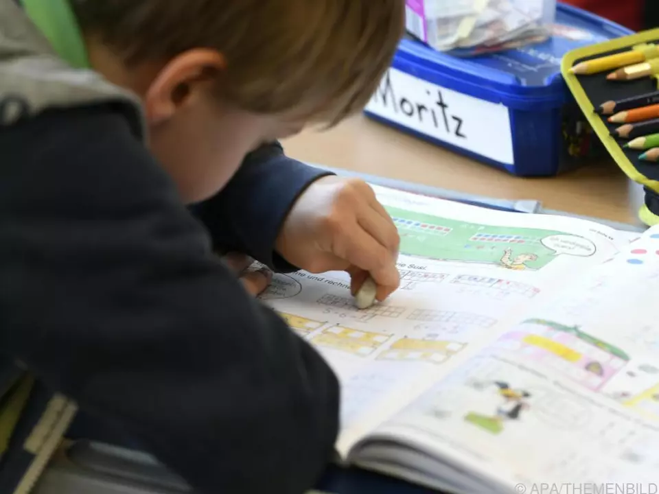 Schon in der Volksschule gibt es in Österreich viele Sitzenbleiber