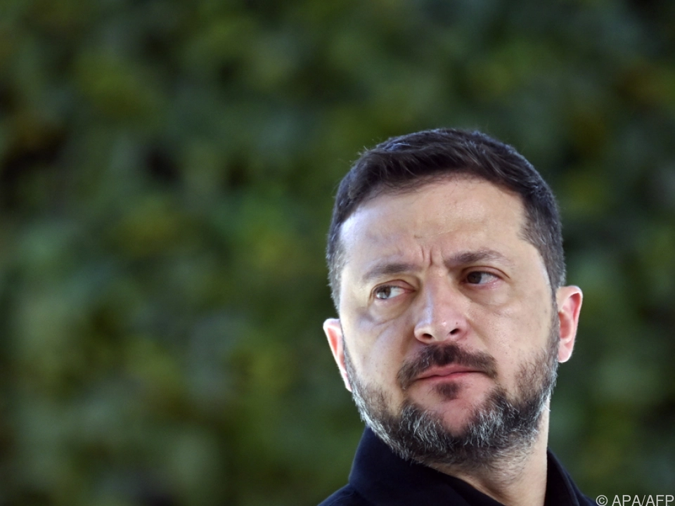 Ukrainischer Präsident garantiert Sicherheit im russischen Luftraum