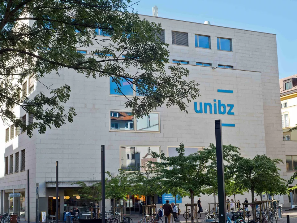 unibz main campus