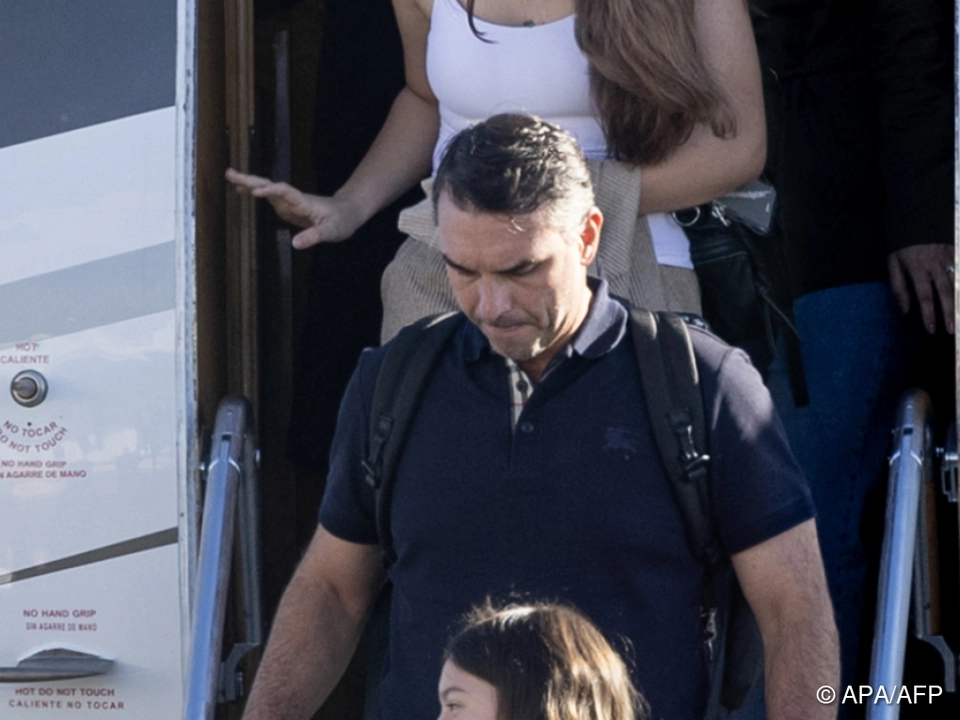 Bolsonaro umging Ausreiseverbot und landete in Miami
