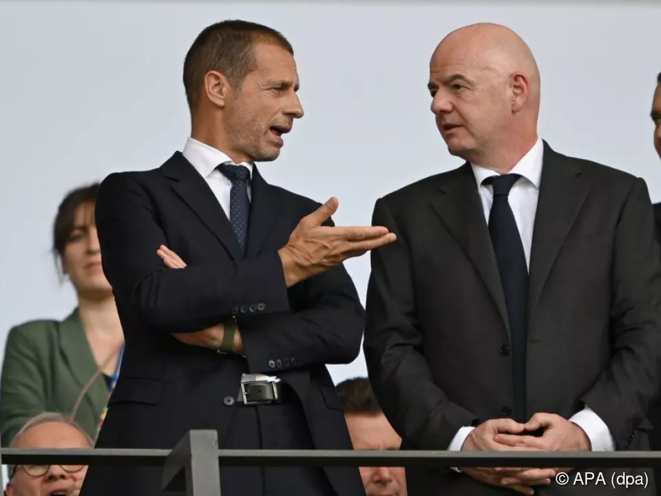 Ceferin (l.) hat Infantinos Amt nicht im Visier
