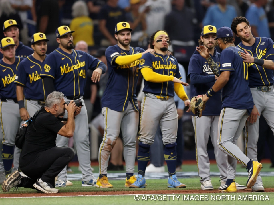 Brewers stehen vor erstem World-Series-Titel