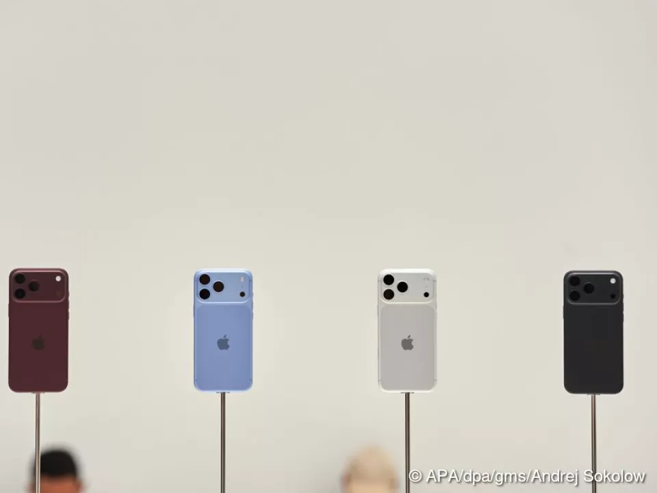 Die Updates stehen unter anderem für iPhones, iPads und Macs bereit