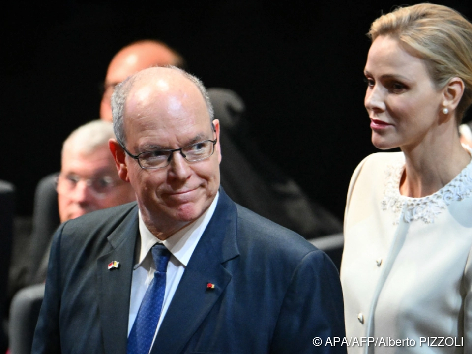 Fürst Albert II. und Fürstin Charlène äußerten sich bestürzt