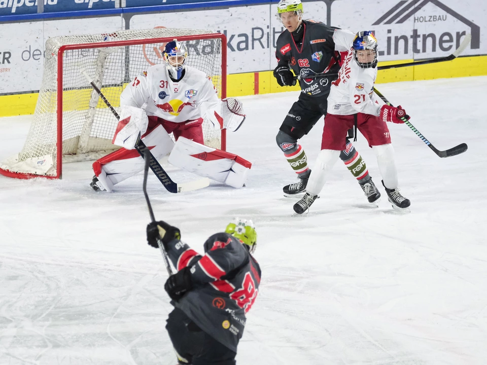Insam_Marco_1-0_Rittner_Buam_SkyAlps-Hockey_Juniors_03_10_26_Credits_Max_Pattis