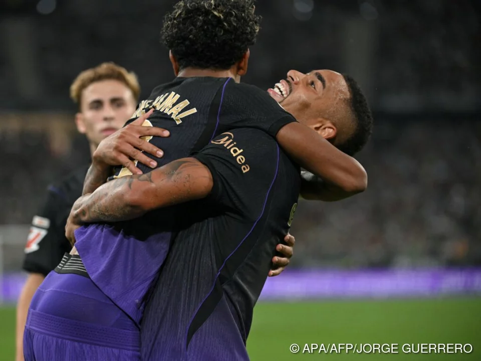 Lamine Yamal und Gabriel Jesus feierten den Treffer