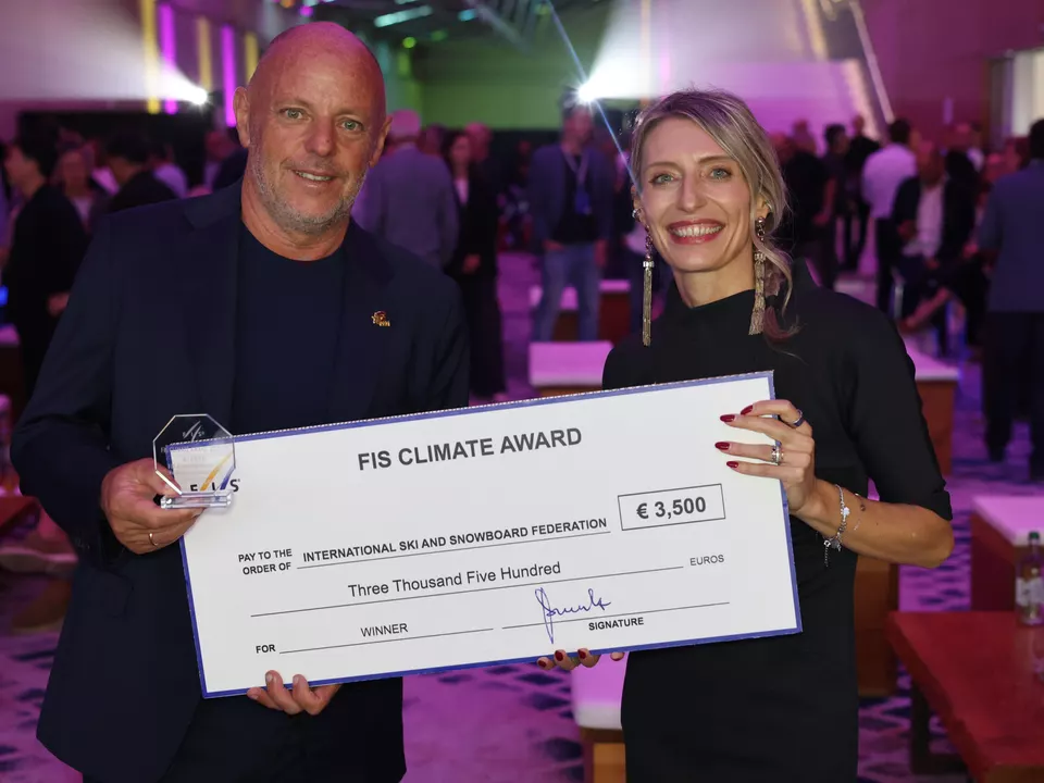 Senoner_Sieff_FIS_Sustainable_Award_2026