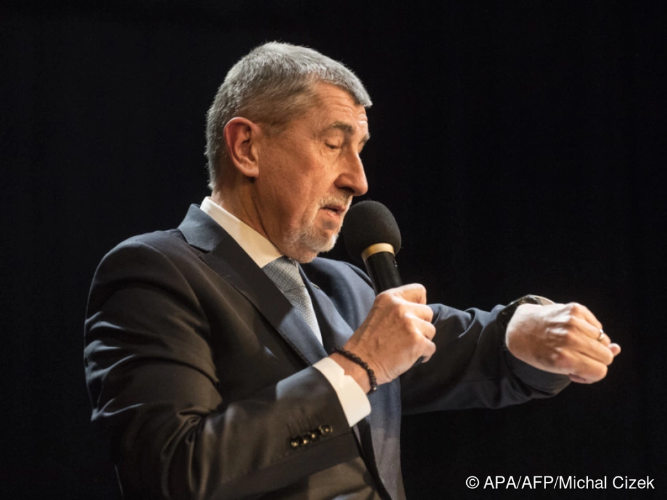 Tschechiens Premier Babis hofft auf die zweite Runde der Senatswahl