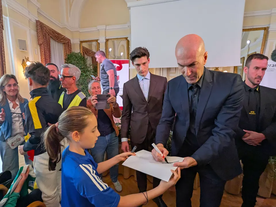 Zidane_Daum_4